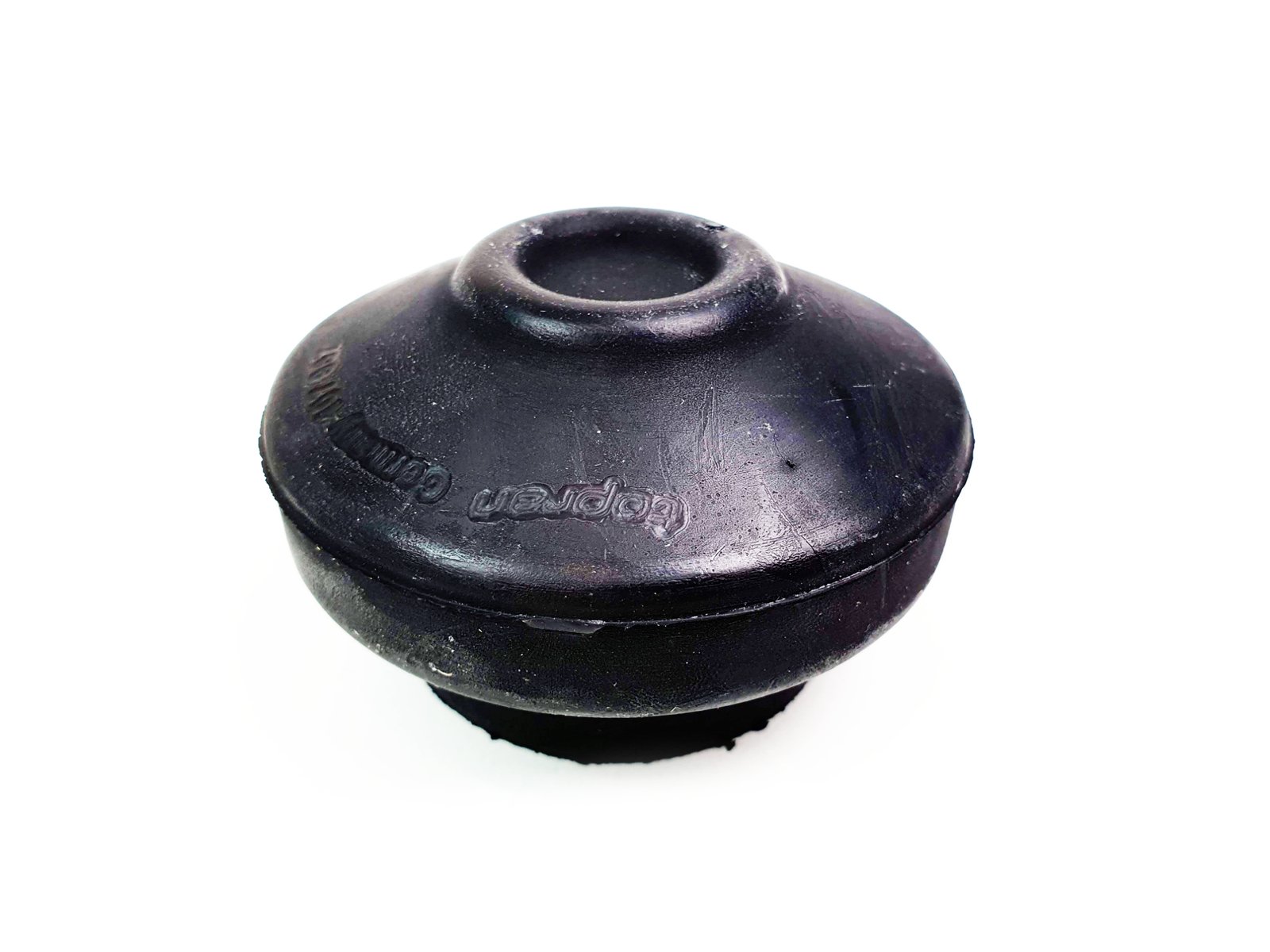 20210918_103711.jpg Engine Mount Bump Stop Rubber Bush – Audi A4 VW Passat – 2.5 TDI – 8D0199339E - Image 1