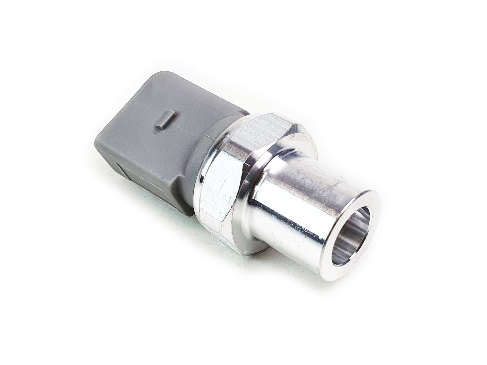20211020_120919.jpg Air Conditioning Pressure Switch Sensor – Audi A2 A4 A6 A8 Seat Exeo – 3R0959126 - Image 1