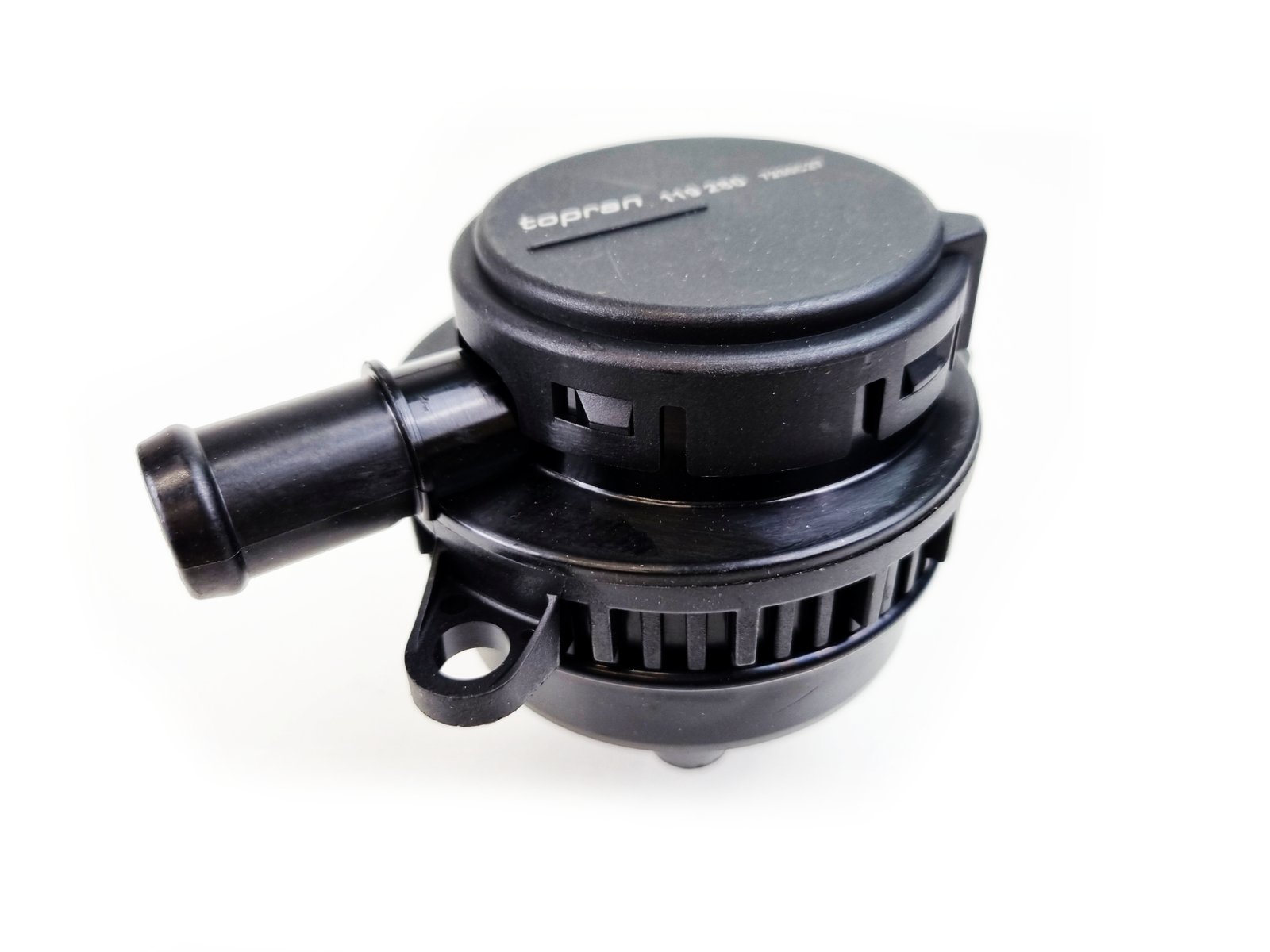 20231205_104041.jpg PCV Breather Valve Oil Separator – 2.7 / 3.0 Diesel – Audi VW – 057103495N - Image 1