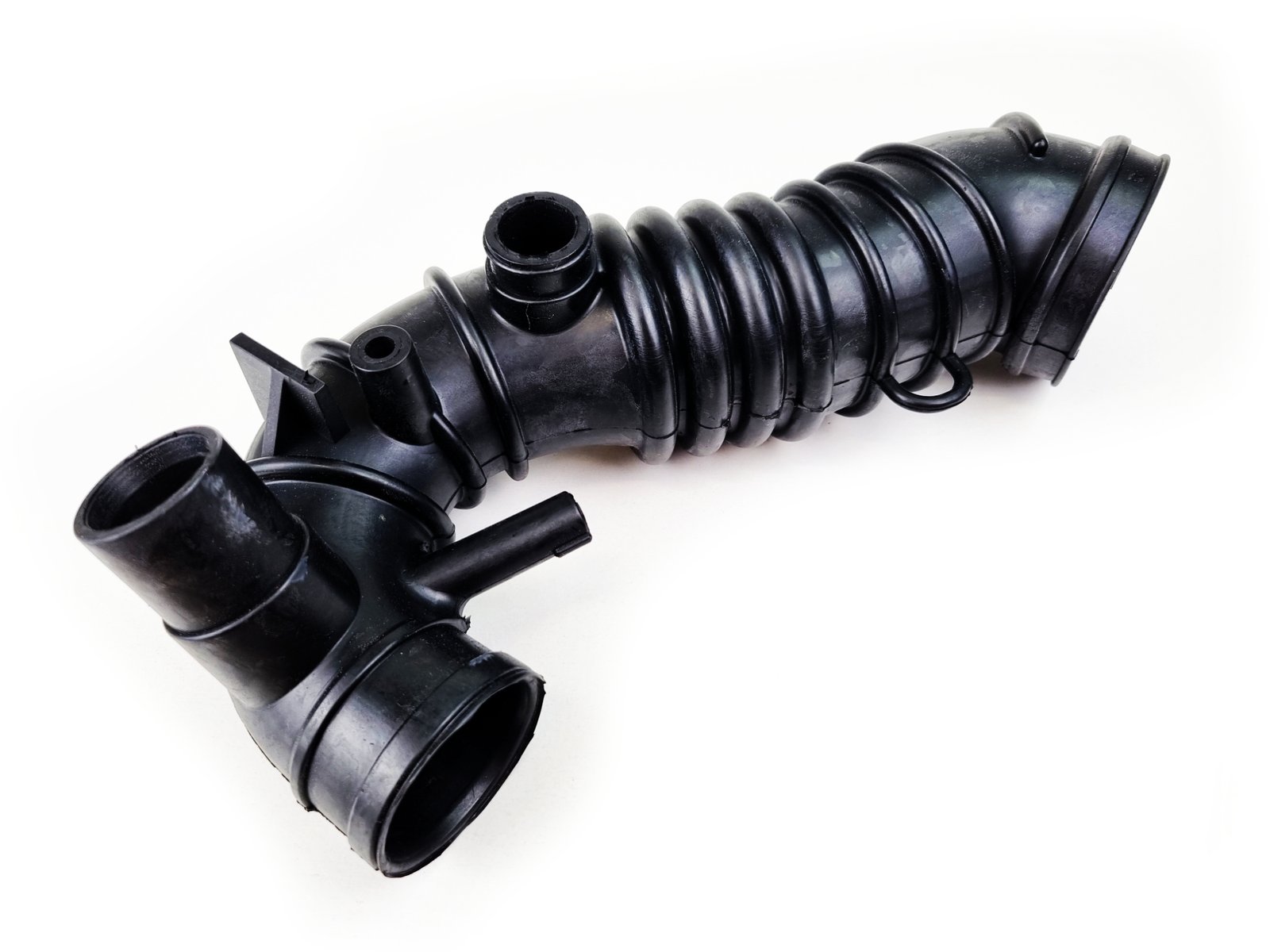 20240111_082254.jpg Air Intake Pipe Hose – 1.8T 20VT Audi A4 A6 VW Passat B5 B5.5 – 058133356A - Image 1