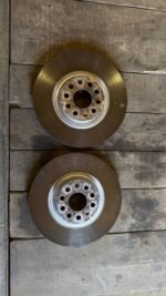 OEM VW / Audi 340mm Front Brake Kit – Calipers, Rotors & Pads (11,000 km) - Image 3
