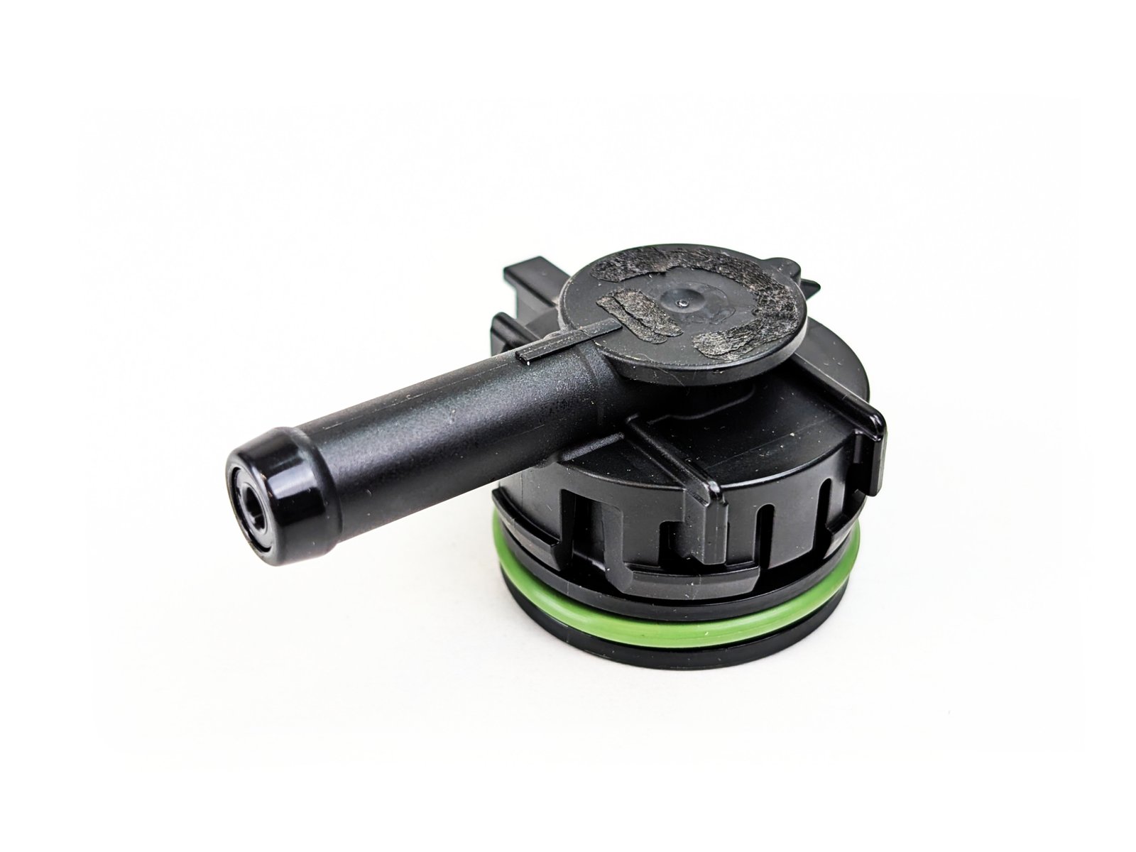 PXL_20250117_102632347.jpg Crankcase Breather Valve PCV – 1.0 1.2 1.4 Petrol – Audi VW 04E103175M - Image 1