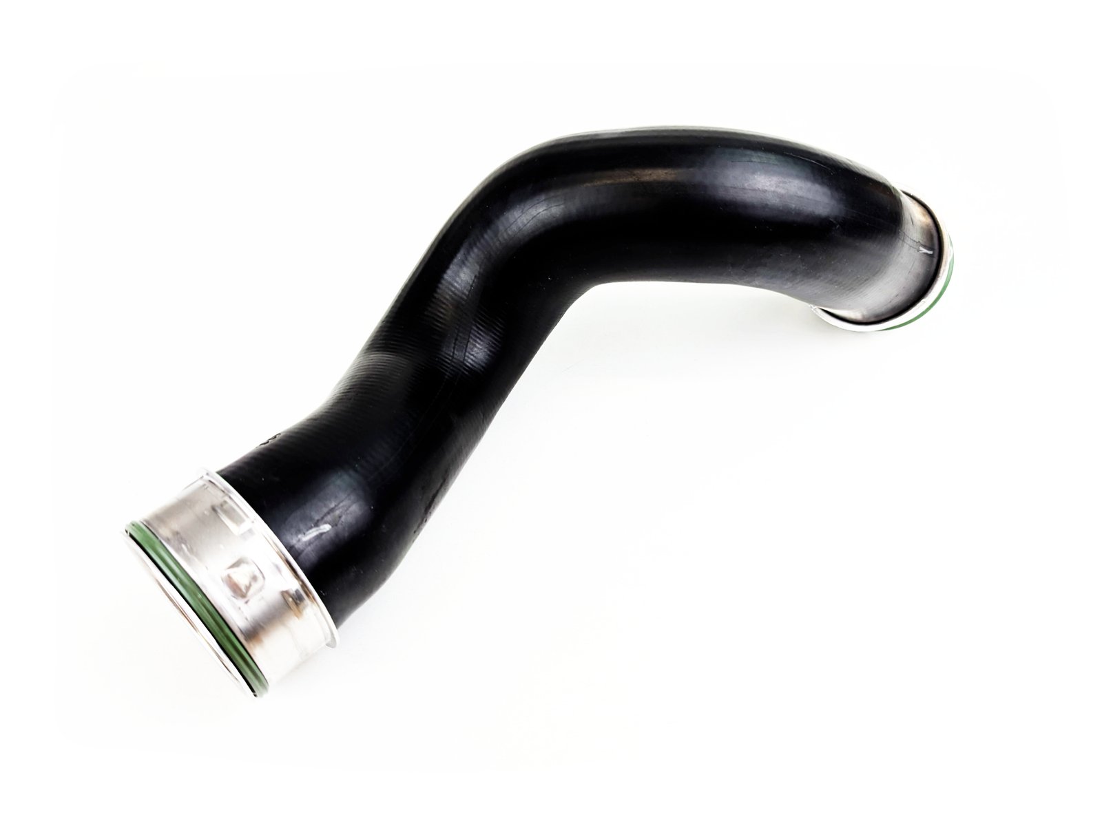 PXL_20250424_110941900.jpg VW T5 1.9 TDI Charge Air Boost Hose to Throttle Body Valve 7H0145980Q - Image 1