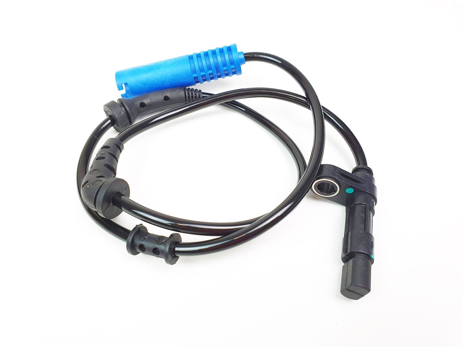 bmw-mini-r50-r53-r52-front-abs-wheel-speed-sensor-left-or-right-34526756384-6841-p.jpg BMW Mini R50 / R53 R52 Front ABS Wheel Speed Sensor – Left or Right 34526756384 - Image 1