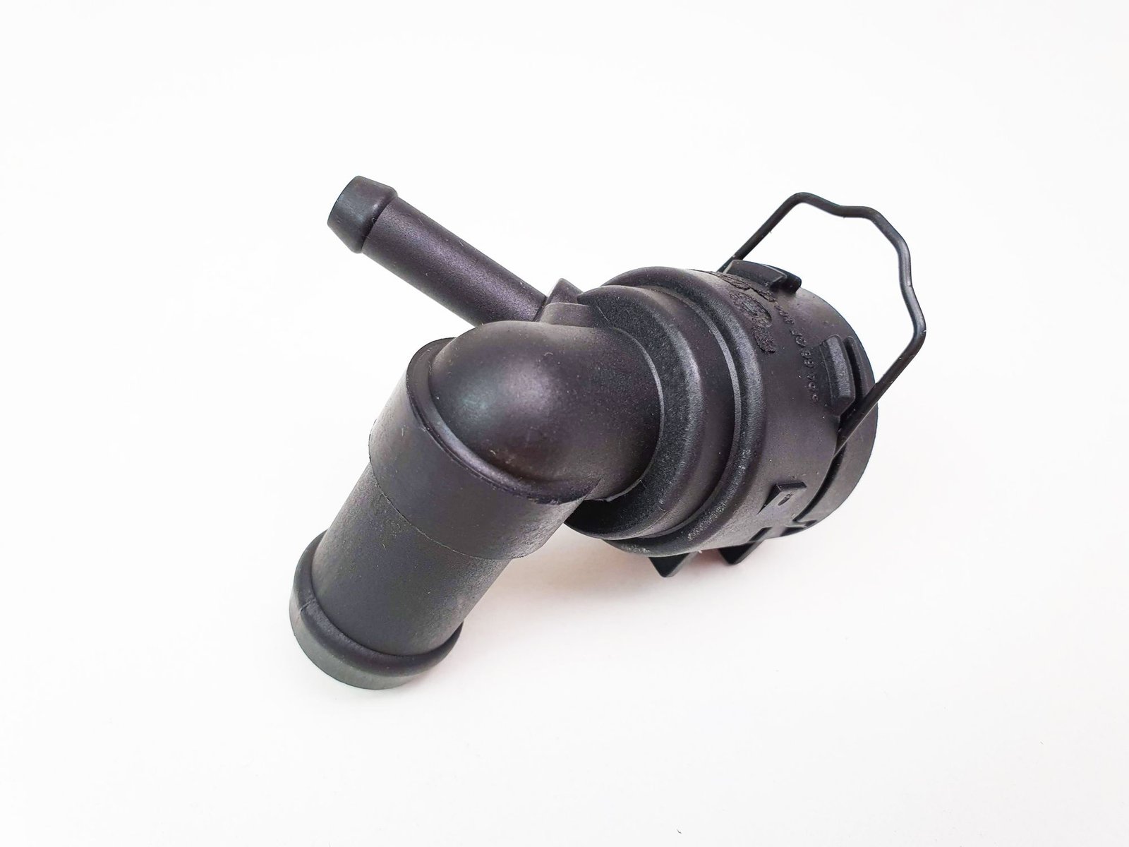 coolant-hose-coupling-flange-with-clip-seal-vw-audi-seat-skoda-1k0122291r-6808-p.jpg Coolant Hose Coupling Flange with Clip + Seal – VW Audi Seat Skoda – 1K0122291R - Image 1