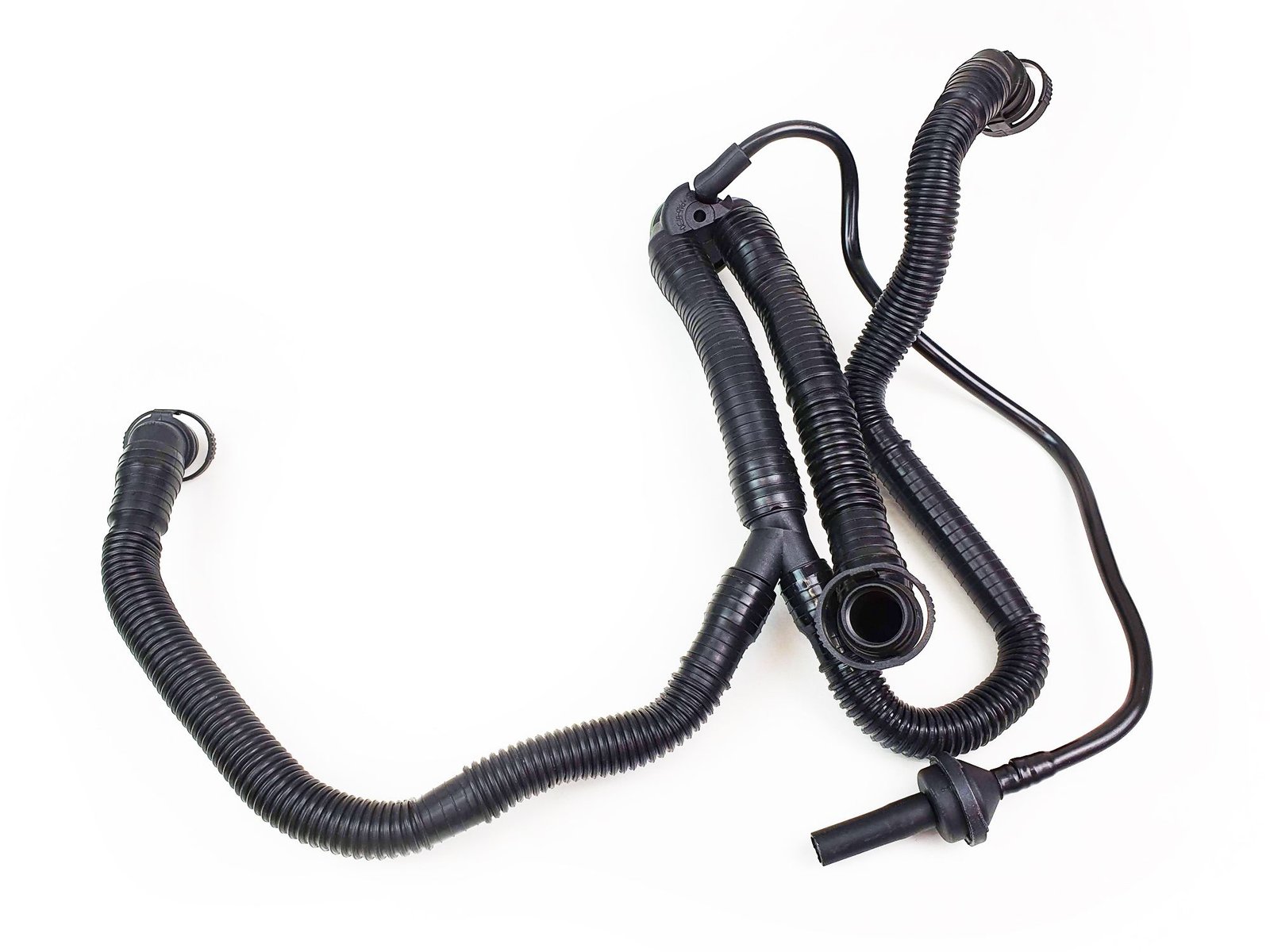 cylinder-head-breather-pcv-hose-pipes-audi-a4-a6-3.2-2.4-petrol-06e103217m-7289-p.jpg Cylinder Head Breather PCV Hose Pipes – Audi A4 A6 3.2 / 2.4 Petrol – 06E103217M - Image 1