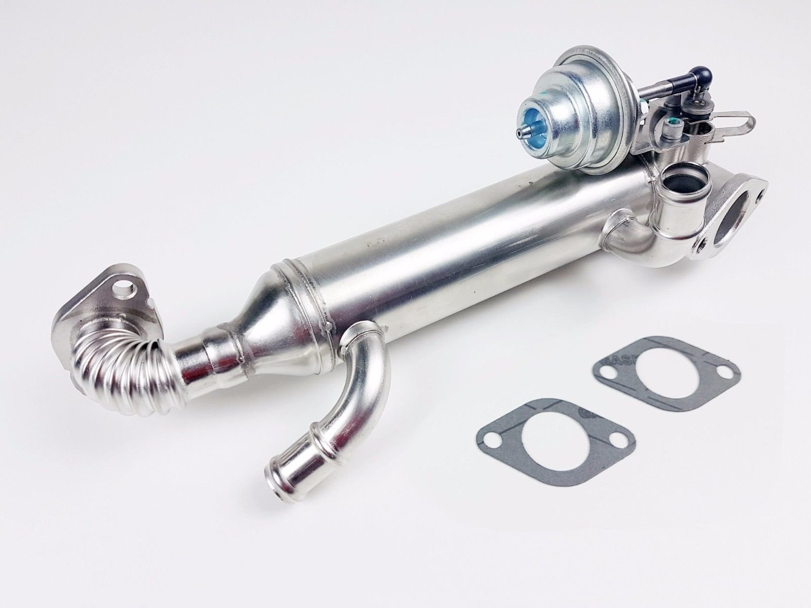 egr-exhaust-gas-recirculation-cooler-2.5-tdi-vw-touareg-transporter-070131512f-5564-p.jpg EGR Exhaust Gas Recirculation Cooler 2.5 TD – VW Touareg Transporter 070131512F - Image 1