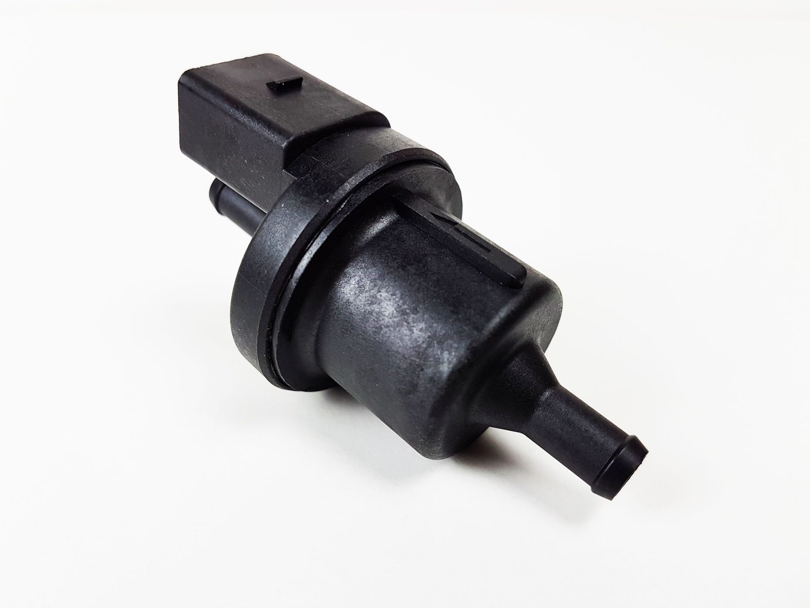 fuel-breather-purge-valve-crankcase-solenoid-petrol-1c0906517a-audi-vw-6339-p.jpg Fuel Breather Purge Valve Crankcase Solenoid – Petrol – 1C0906517A – Audi VW - Image 1